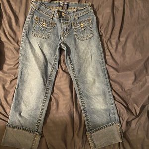 angels low rise capris